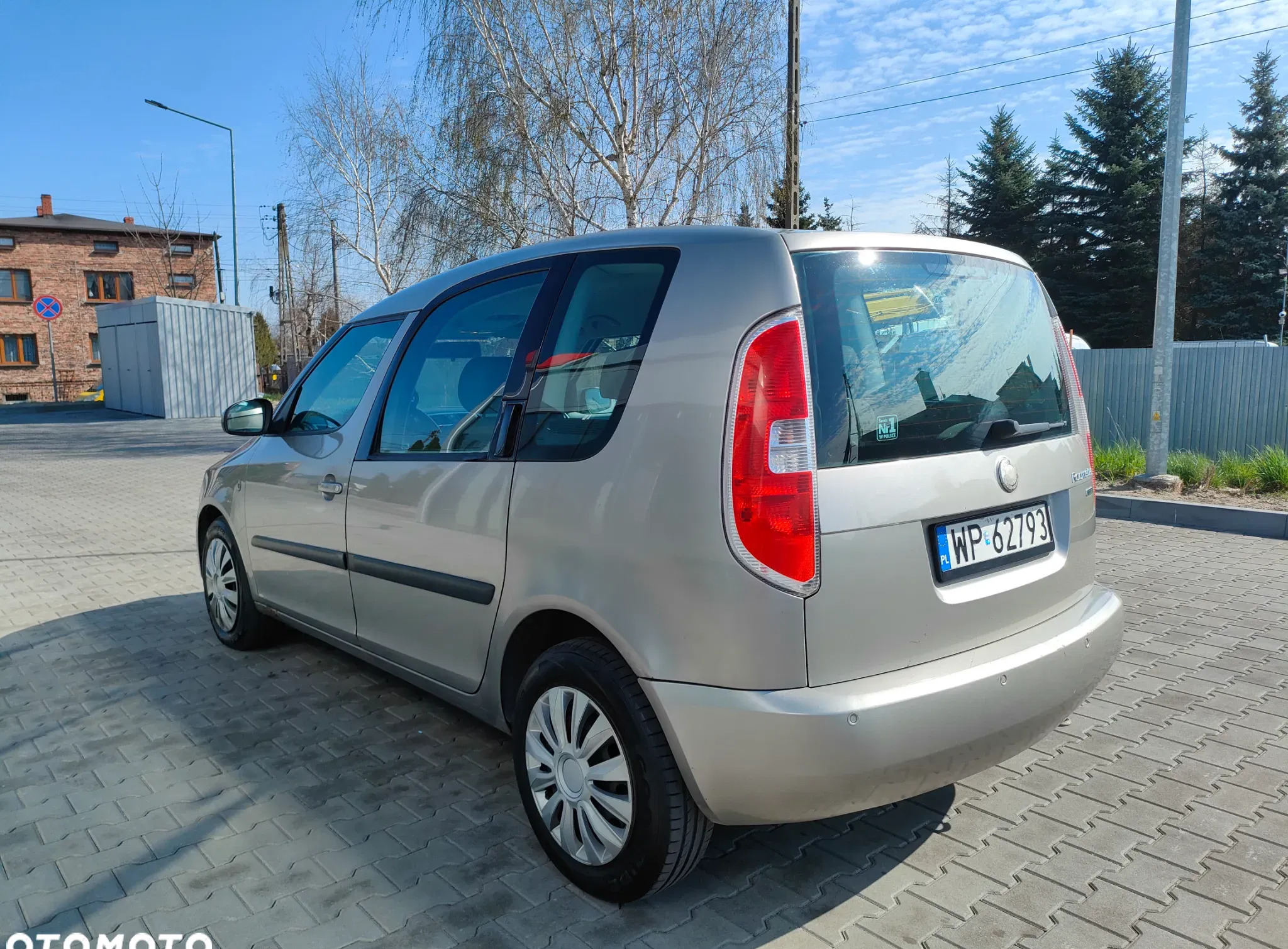 łódzkie Skoda Roomster cena 8900 przebieg: 285643, rok produkcji 2007 z Mikołów